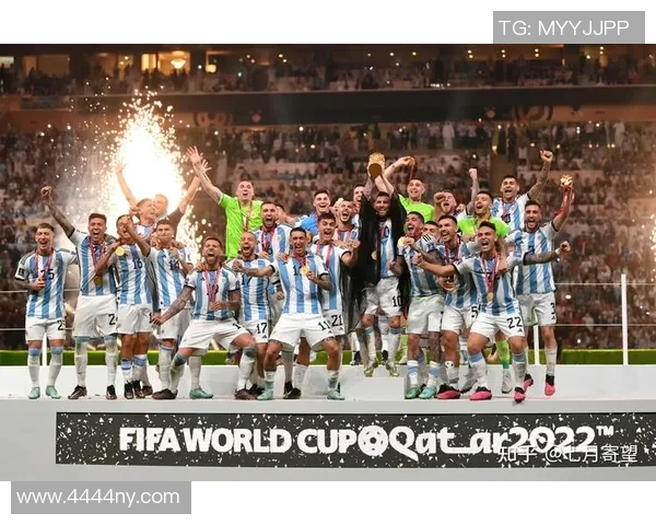 足球明星的辉煌与告别瞬间回顾视频展现传奇人生的最后篇章